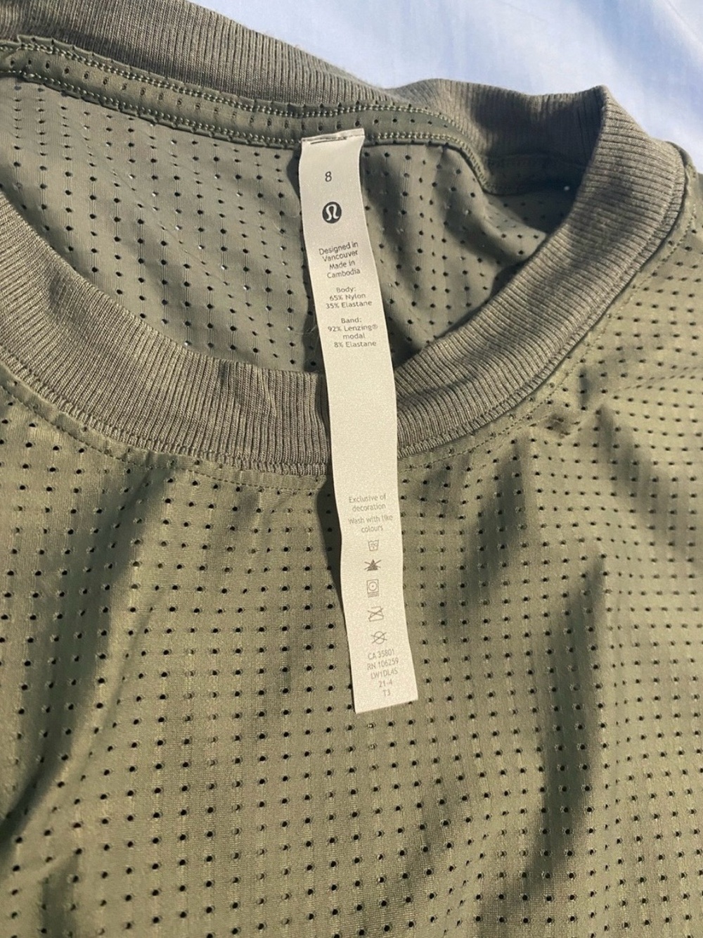 Lululemon Olive Green Perforated Athletic Tank Top size 8 good condition - Picture 2 of 3